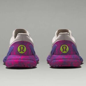 Lululemon Blissfeel Womens Running Shoe Special Edit. Vapor/Psychic / Pow Pink